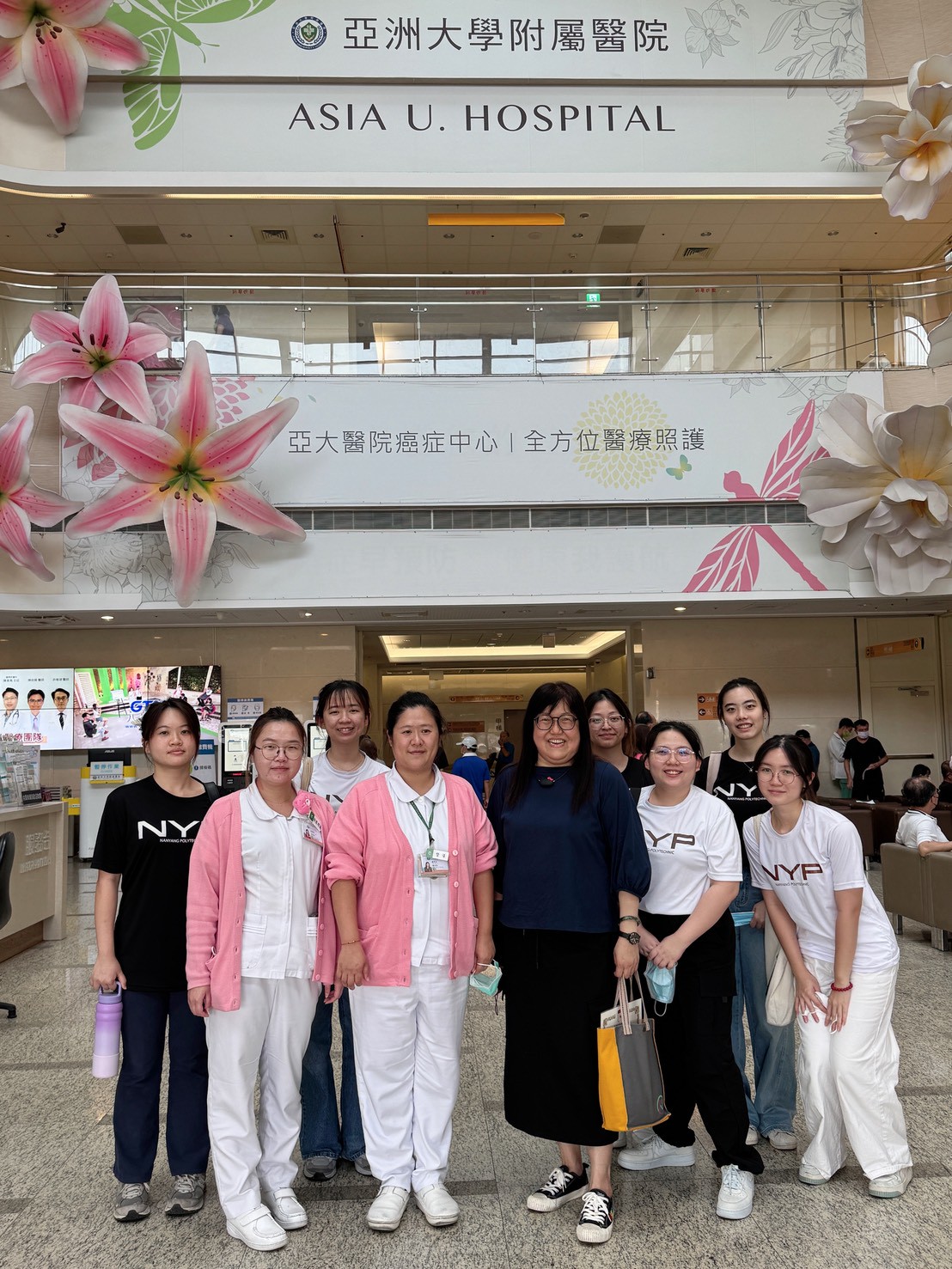 新加坡南洋理工學院學生參訪亞洲大學附屬醫院。